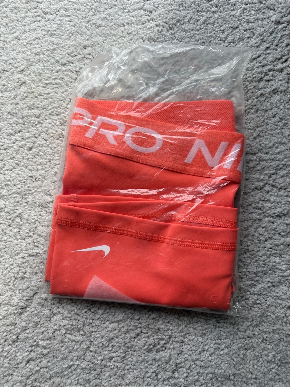 Nike Pro - Picture 3 of 3